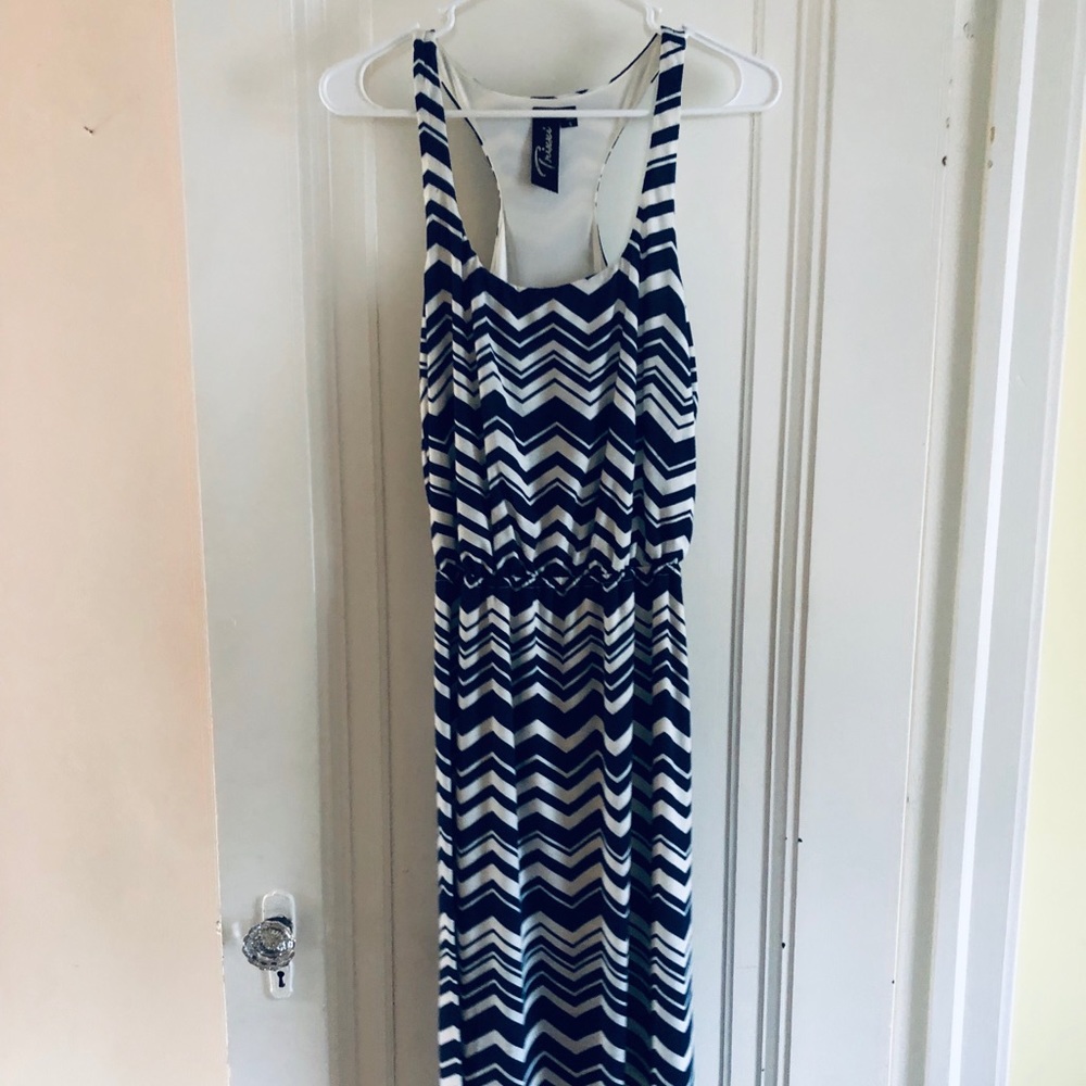 Blue zig-zag maxi dress